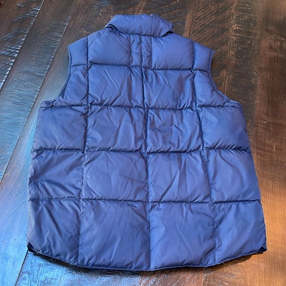 Lands' End Vest - LIKE NEW - Picture 3 of 7